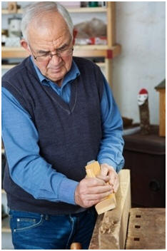 Woodworkers, find the free plans you need on this list of hundreds of furniture designs and building guides from top woodworkers and publishers.